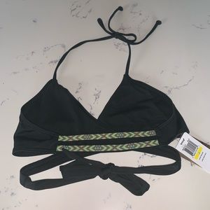 NWT Reef wrap bikini top